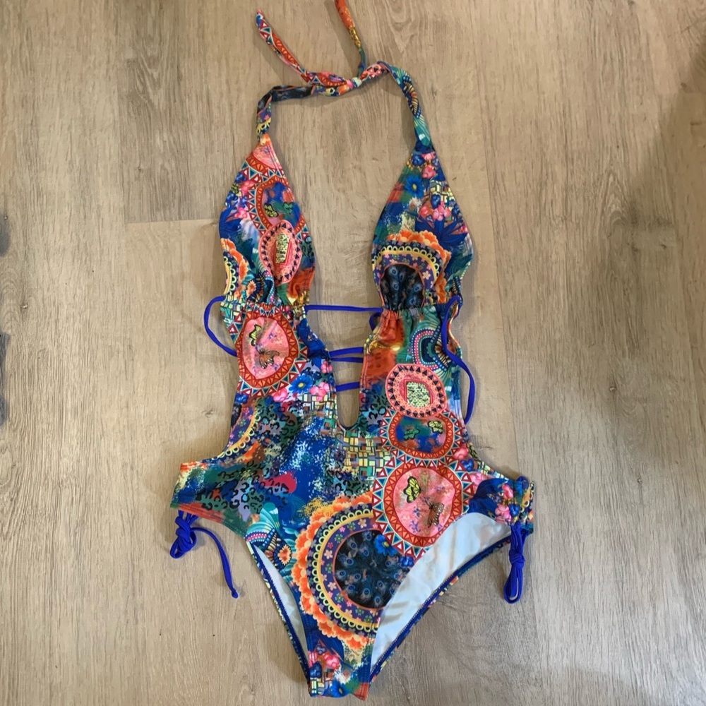 XL monokini
